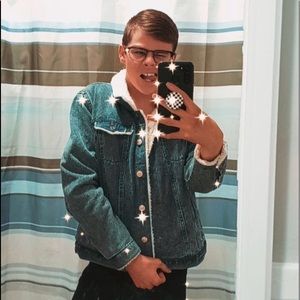 Meet your Posher, Ethan